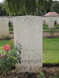 Carnoy Military Cemetery - Floyd, W