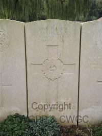 Carnoy Military Cemetery - Foreman, W W