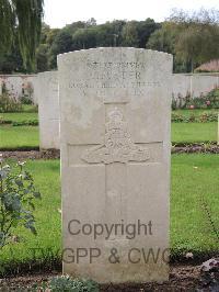 Carnoy Military Cemetery - Foster, C