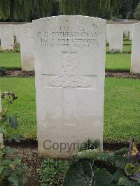 Carnoy Military Cemetery - Fotheringham, Peter Herbert