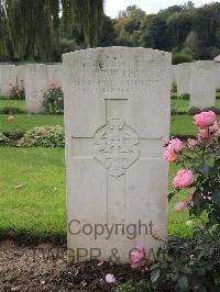 Carnoy Military Cemetery - Fowler, T