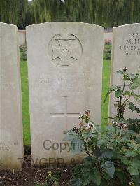 Carnoy Military Cemetery - Fulljames, A E