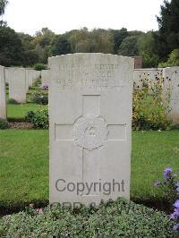 Carnoy Military Cemetery - Gentle, H