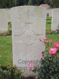 Carnoy Military Cemetery - Gollin, A