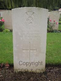 Carnoy Military Cemetery - Goodwin, S C