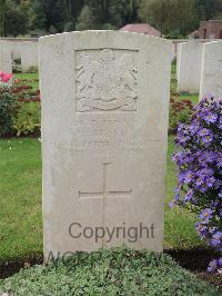 Carnoy Military Cemetery - Grundy, H