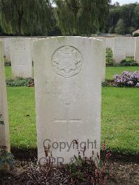 Carnoy Military Cemetery - Hale, W