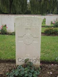 Carnoy Military Cemetery - Hasler, Gordon Beverley