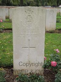 Carnoy Military Cemetery - Hill, M