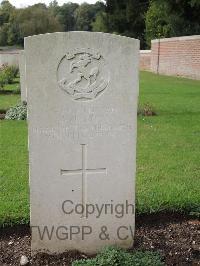 Carnoy Military Cemetery - Inkpen, W