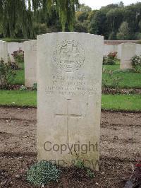 Carnoy Military Cemetery - Irons, H E