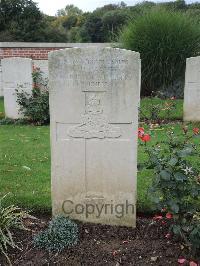 Carnoy Military Cemetery - Jarvis, W H