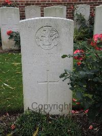 Carnoy Military Cemetery - Jennings, H