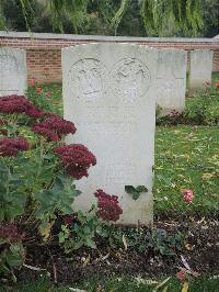 Carnoy Military Cemetery - Johnson, A V