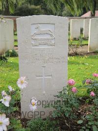 Carnoy Military Cemetery - Lee, T H