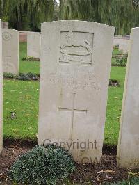 Carnoy Military Cemetery - Lievesley, W