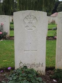 Carnoy Military Cemetery - Loomes, John