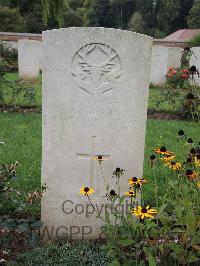 Carnoy Military Cemetery - MacKay, Alexander