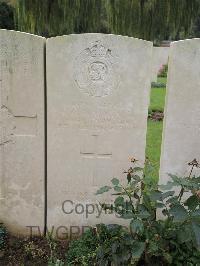 Carnoy Military Cemetery - Marshall, F G