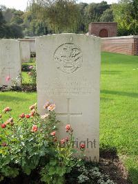 Carnoy Military Cemetery - McGovern, Bernard William