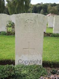 Carnoy Military Cemetery - McKinley, M