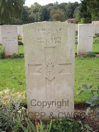 Carnoy Military Cemetery - McNee, S