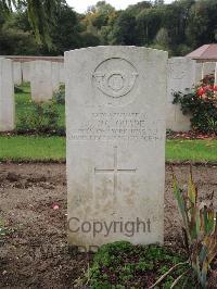 Carnoy Military Cemetery - McQuade, John