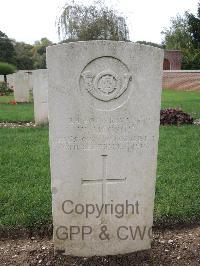 Carnoy Military Cemetery - Megson, W