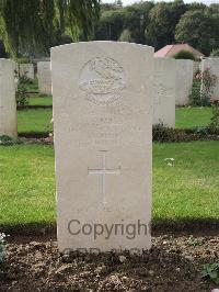 Carnoy Military Cemetery - Miles, Percy Septimus