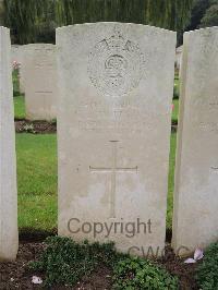 Carnoy Military Cemetery - Mobbs, C J