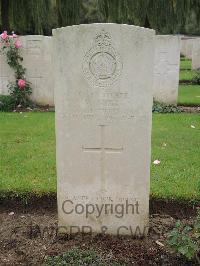 Carnoy Military Cemetery - Morley, William