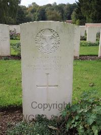 Carnoy Military Cemetery - Munro, J