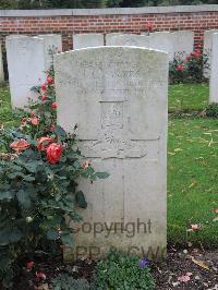 Carnoy Military Cemetery - Parkes, T L