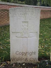 Carnoy Military Cemetery - Partridge, R A