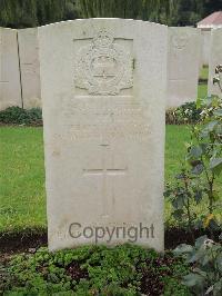 Carnoy Military Cemetery - Pearson, Horace John