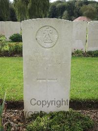 Carnoy Military Cemetery - Phillips, William