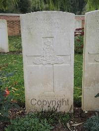 Carnoy Military Cemetery - Pooley, W