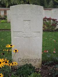 Carnoy Military Cemetery - Pratley, A H