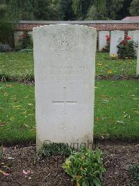 Carnoy Military Cemetery - Ross, H M