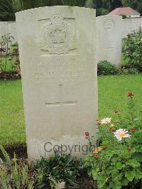 Carnoy Military Cemetery - Rushbrook, W J