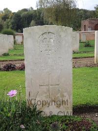 Carnoy Military Cemetery - Saunders, W C