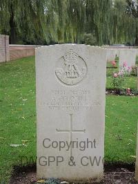 Carnoy Military Cemetery - Schofield, A