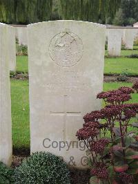 Carnoy Military Cemetery - Smith, J