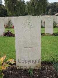 Carnoy Military Cemetery - Smyth, Thomas Chester