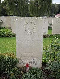 Carnoy Military Cemetery - Soames, R E