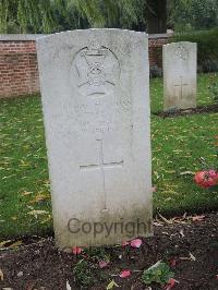 Carnoy Military Cemetery - Speak, John Hubert