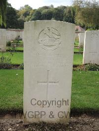 Carnoy Military Cemetery - Stirrup, Walter