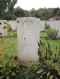 Carnoy Military Cemetery - Swann, L H