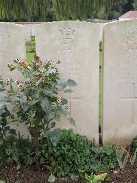 Carnoy Military Cemetery - Thurrell, S A