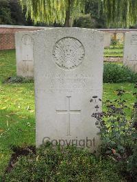 Carnoy Military Cemetery - Truss, George Marquand